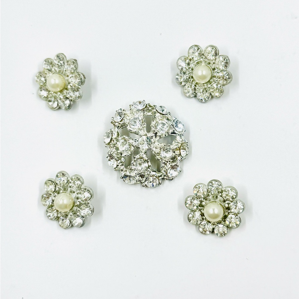 Vintage Crystal and Pearl Button Set